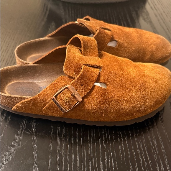 Birkenstock Boston Suede Clogs • Taupe Brown • Size 37 (6–6.5) - Picture 3 of 10